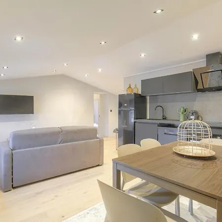 Superbe Renove Et Lumineux, Salvagny Appartement La Tour-de-Salvagny